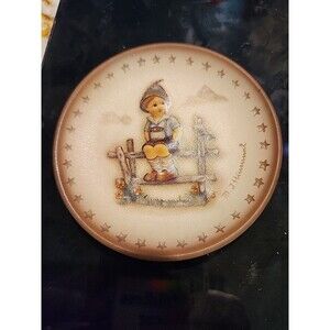 MJ Hummel Wayside Harmony Mini Plate #1294 3 1/8”